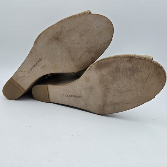 Lucky Brand Reevas Wedge Peep-Toe Ankle Booties, Tan Suede, Women's 10 - Picture 11 of 16